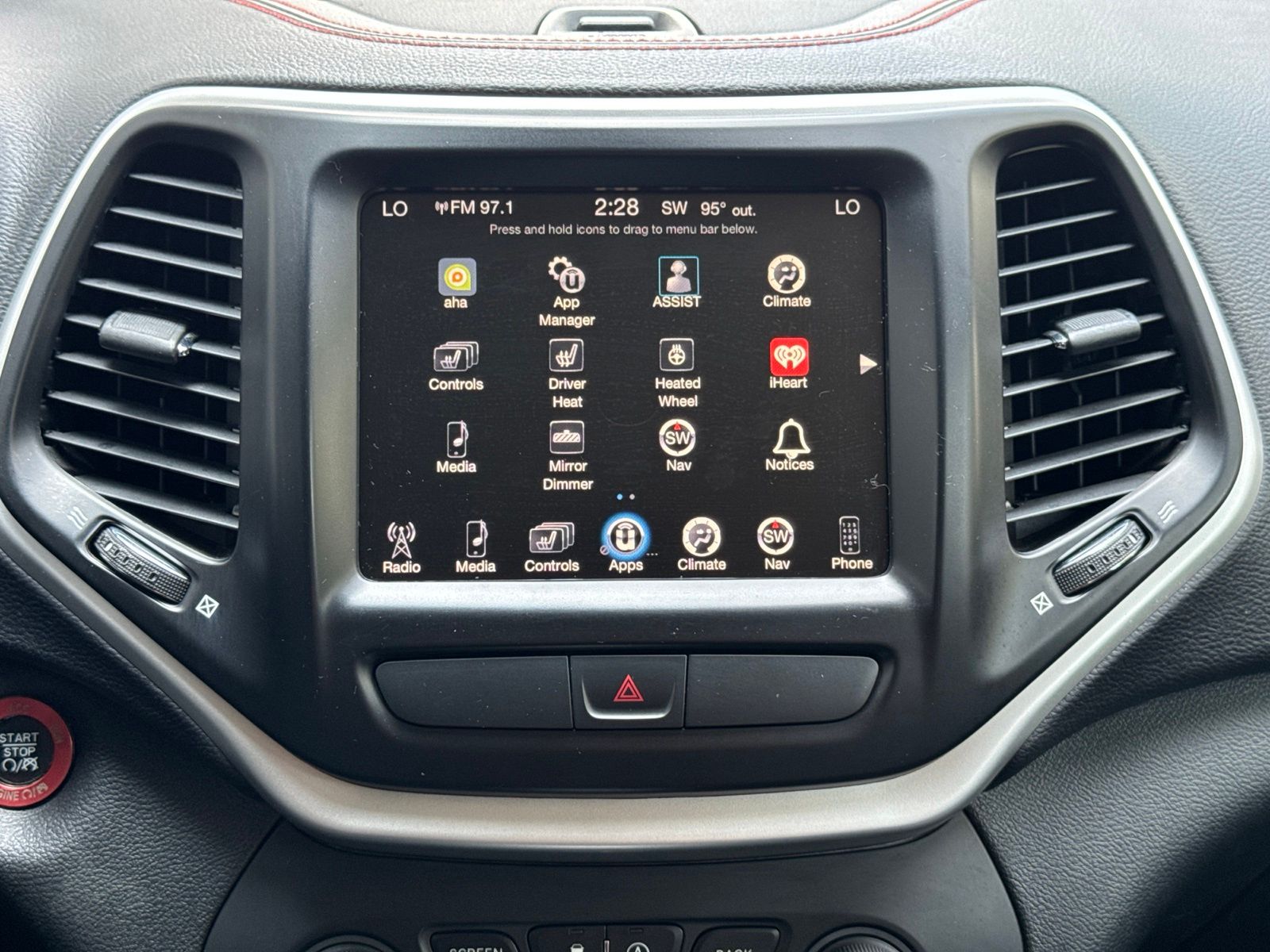 Used 2015 Anvil Clearcoat Jeep Trailhawk image 25