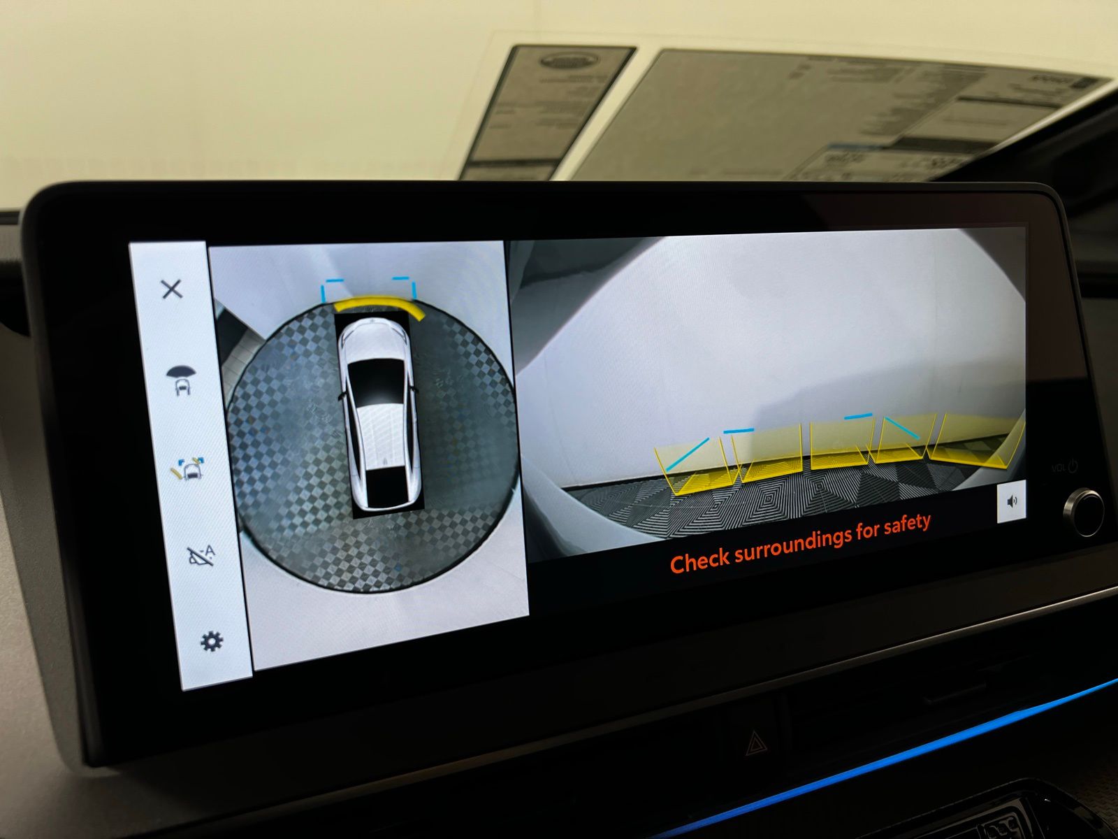 Thumbnail: 2026 Toyota Prius - 16