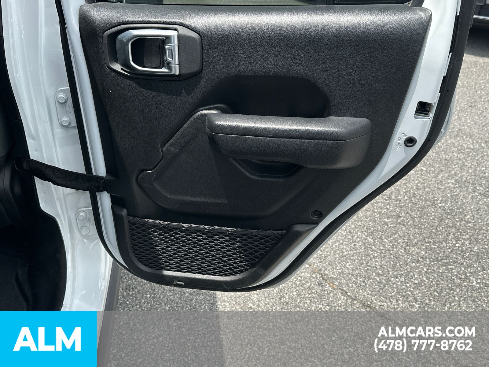 Used 2025 White Jeep Rubicon image 18