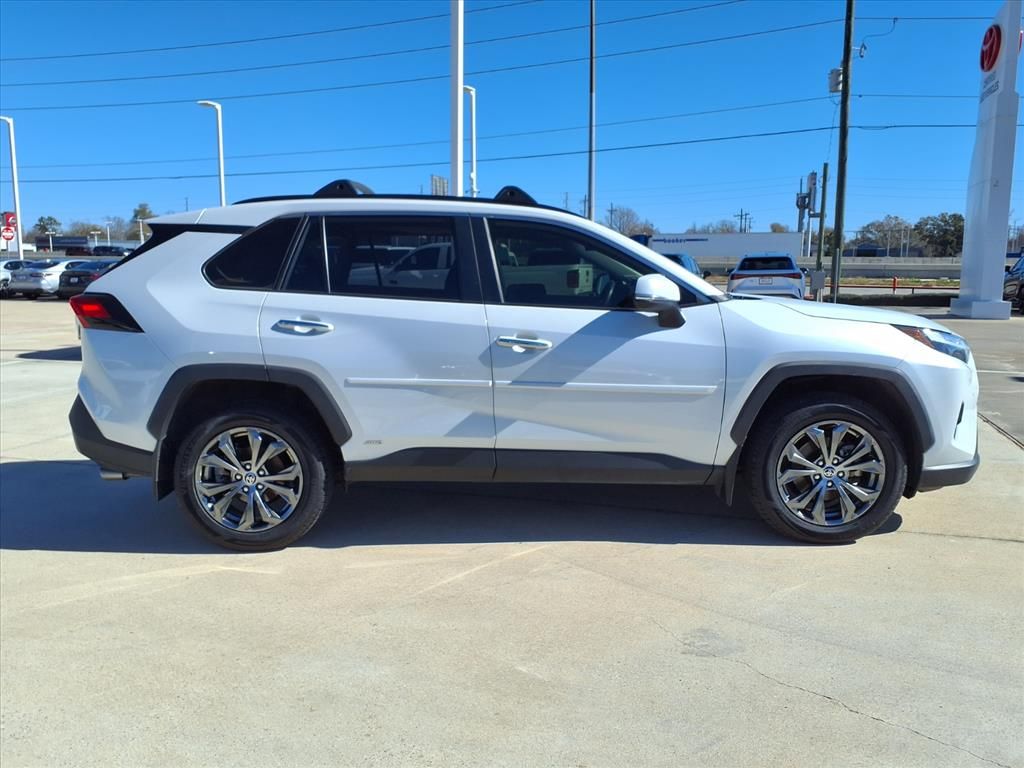 2023 Toyota RAV4 Hybrid Limited - 4
