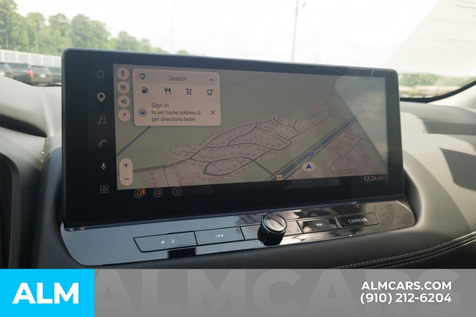 Used 2025 White Nissan SL image 26