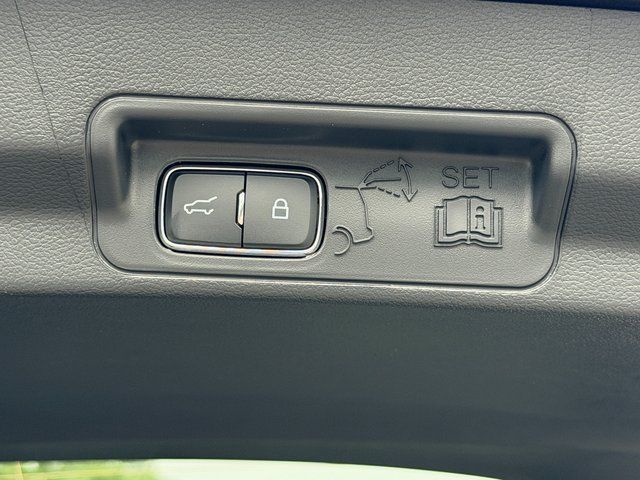 New 2026 Carbonized Gray Metallic Ford ST-Line image 17