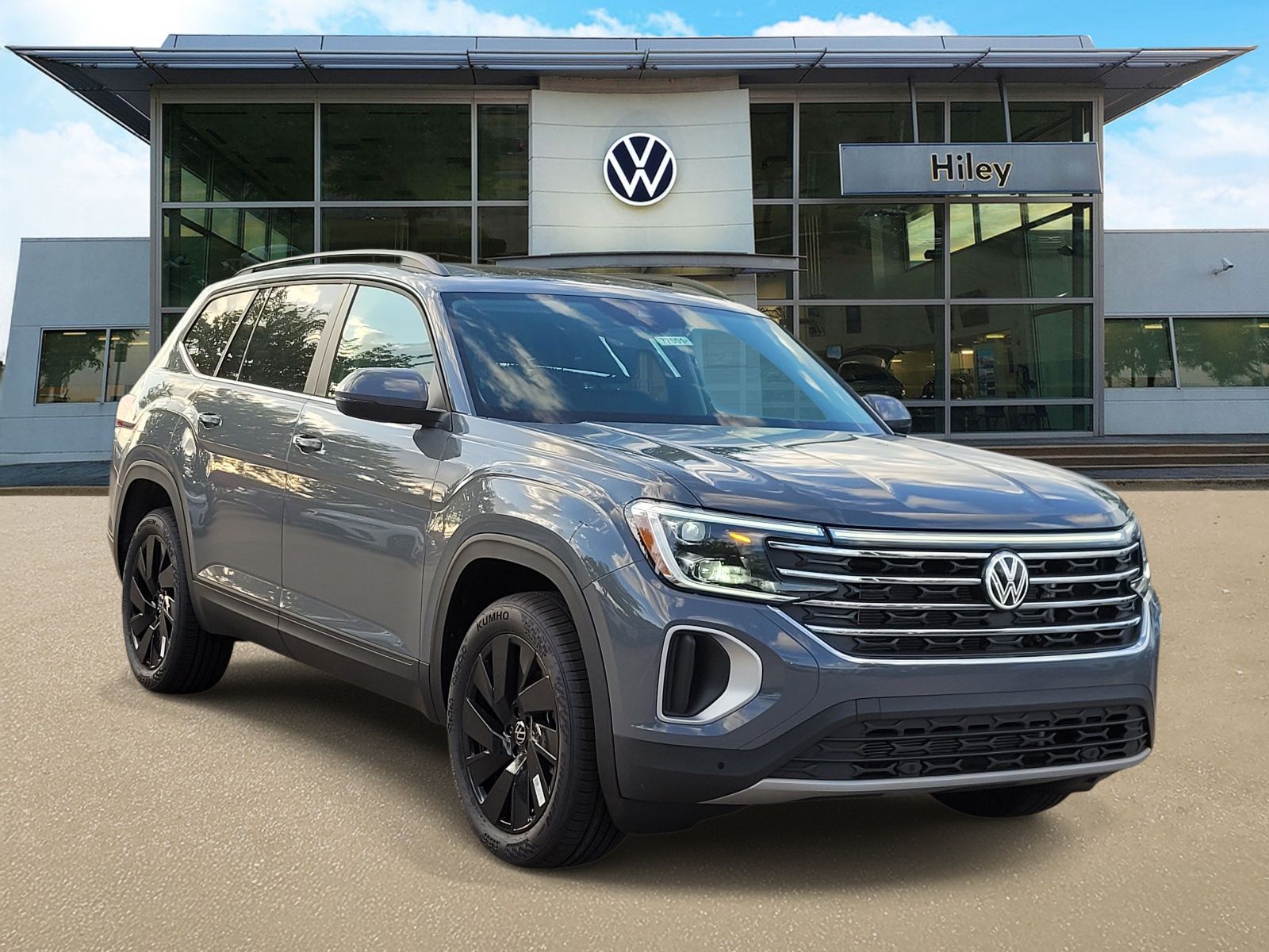 new 2026 Volkswagen Atlas car, priced at $41,399