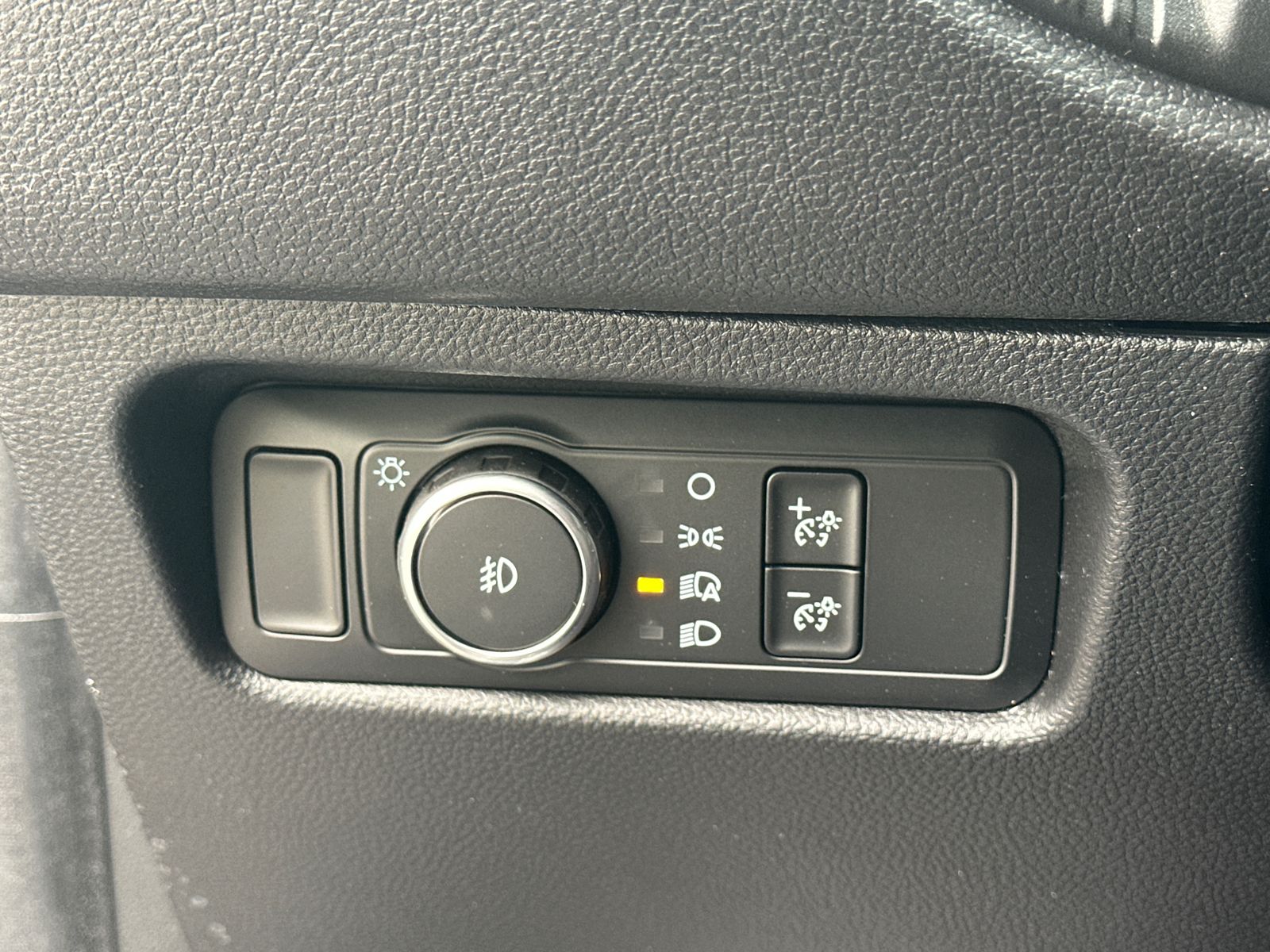 New 2026 Gray Ford XLT image 32