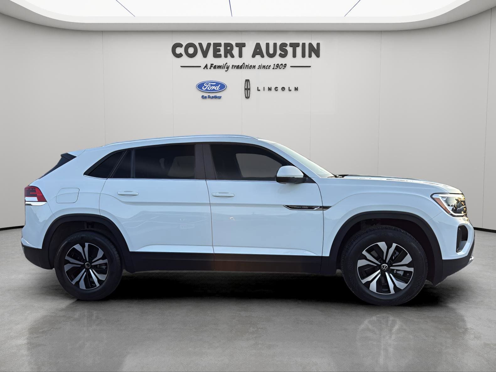 Used Car 2025 Volkswagen Atlas Cross Sport  2.0t Se For Sale Under $35,000 In Austin, Texas