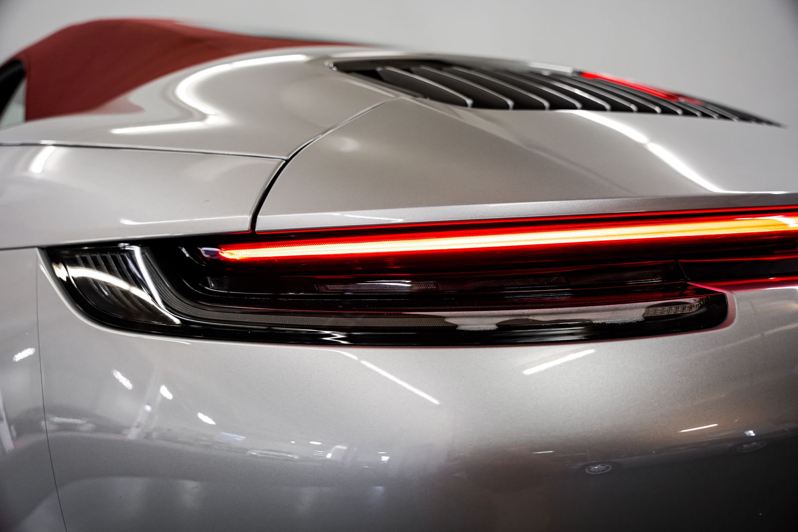 2021 Porsche 911 Carrera 4S — photo 38