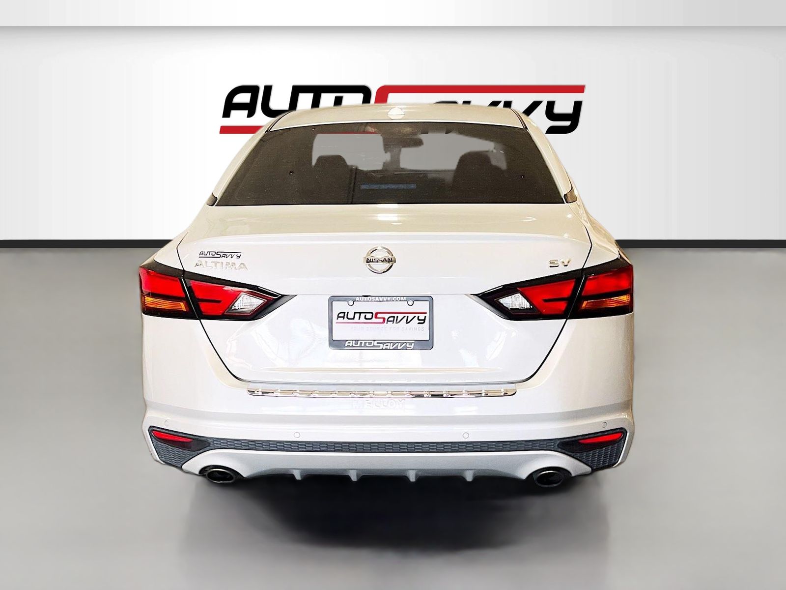 Used 2021 Silver Nissan 2.5 SV image 6