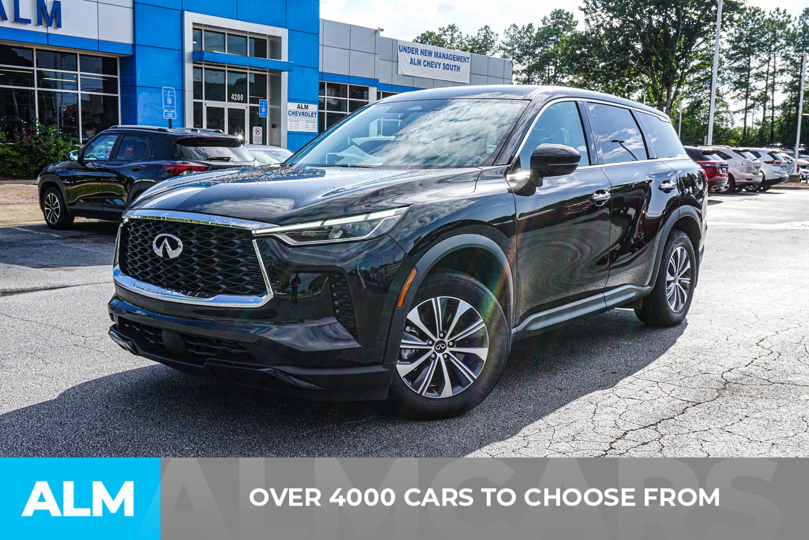 Used 2025 Black INFINITI PURE image 2
