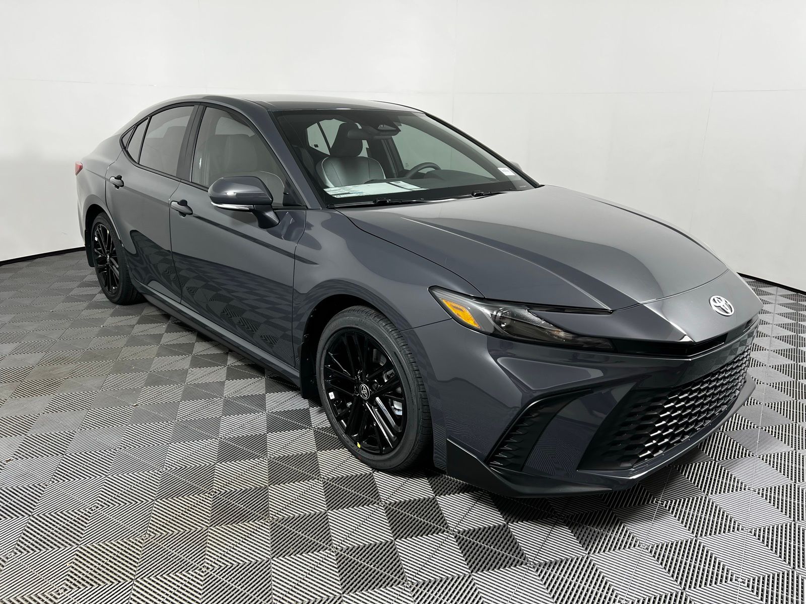 Thumbnail: 2025 Toyota Camry - 3