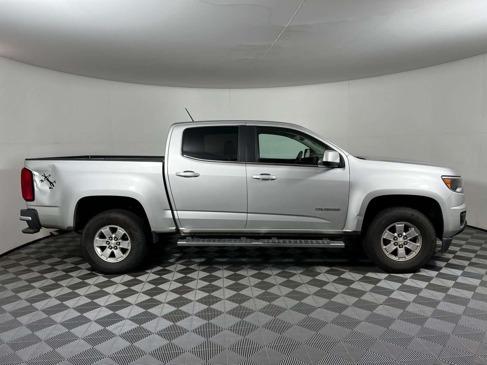 Thumbnail: 2018 Chevrolet Colorado - 4