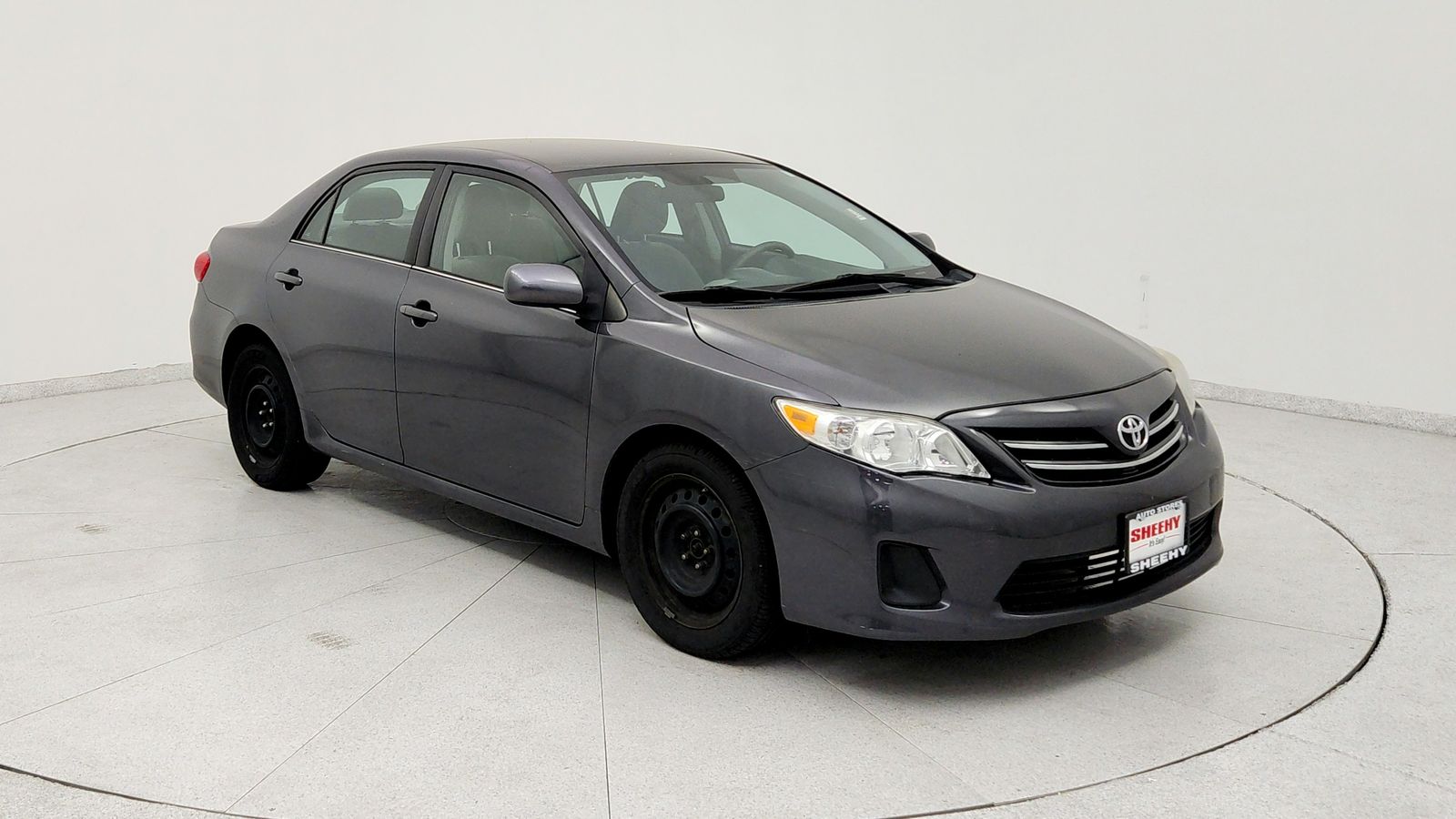 Magnetic Gray Metallic 2013 Toyota Corolla LE Sedan Front-Wheel Drive 4-Speed Automatic