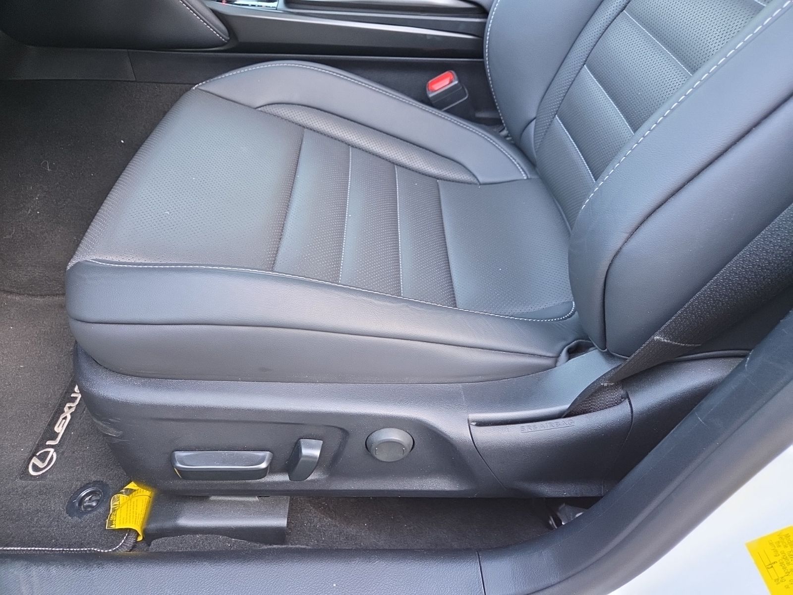 Used 2025 White Lexus 350 F SPORT image 29