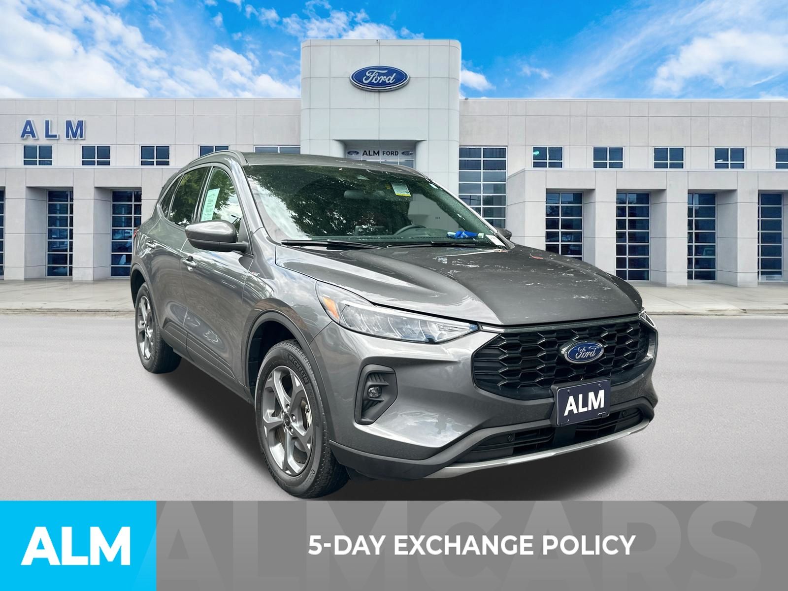 Used 2025 Gray Ford ST-Line Select image 3