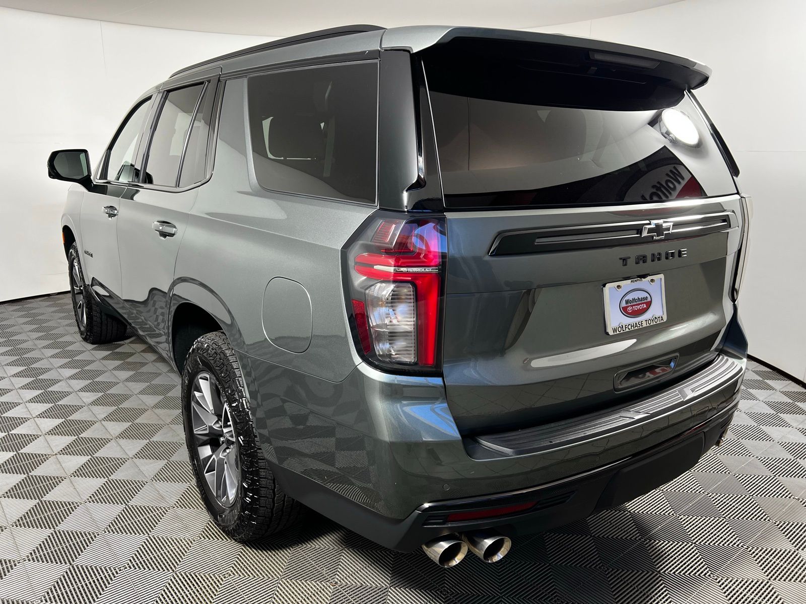 Thumbnail: 2023 Chevrolet Tahoe - 7