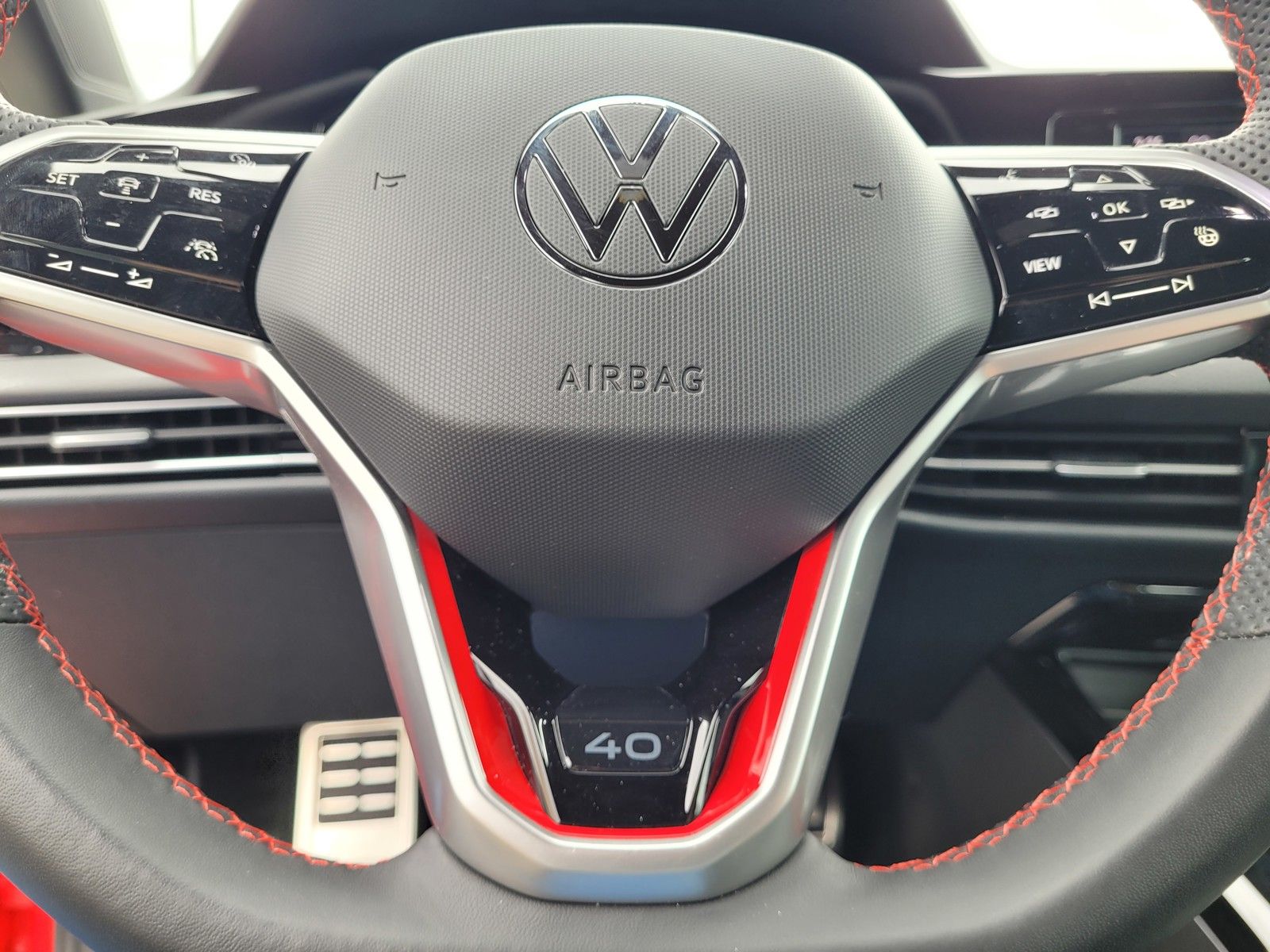 2023 Volkswagen Golf GTI 40TH Anniversary Edition - Photo 29