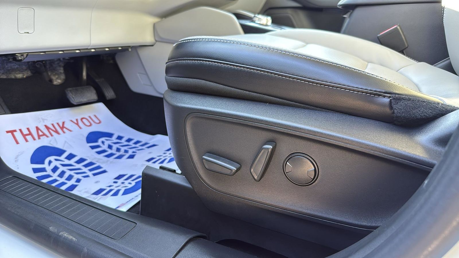 Used Car 2025 Ford Escape Hybrid  Platinum For Sale Under $40,000 In Austin, Texas