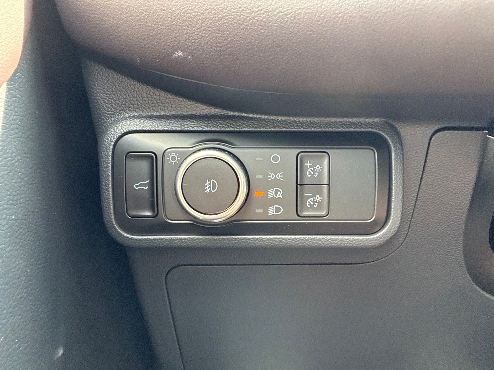 2026 Ford Explorer image 24