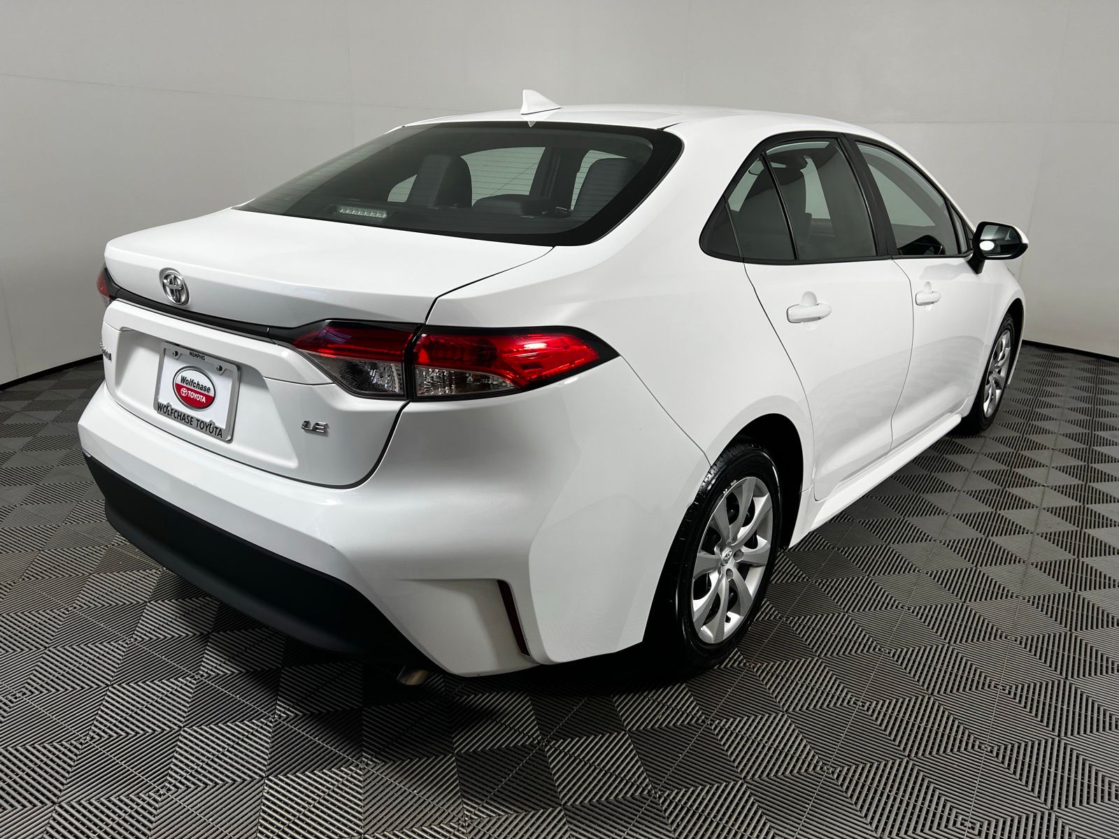 Thumbnail: 2024 Toyota Corolla - 5