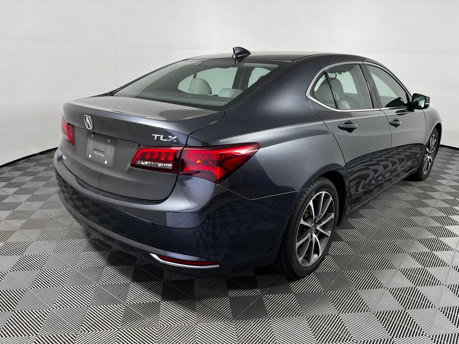 Thumbnail: 2015 Acura TLX - 5