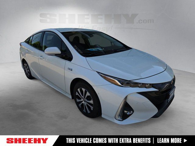White (Blizzard Pearl) 2020 Toyota Prius Prime Hatchback Front-Wheel Drive Continuously Variable Transmission