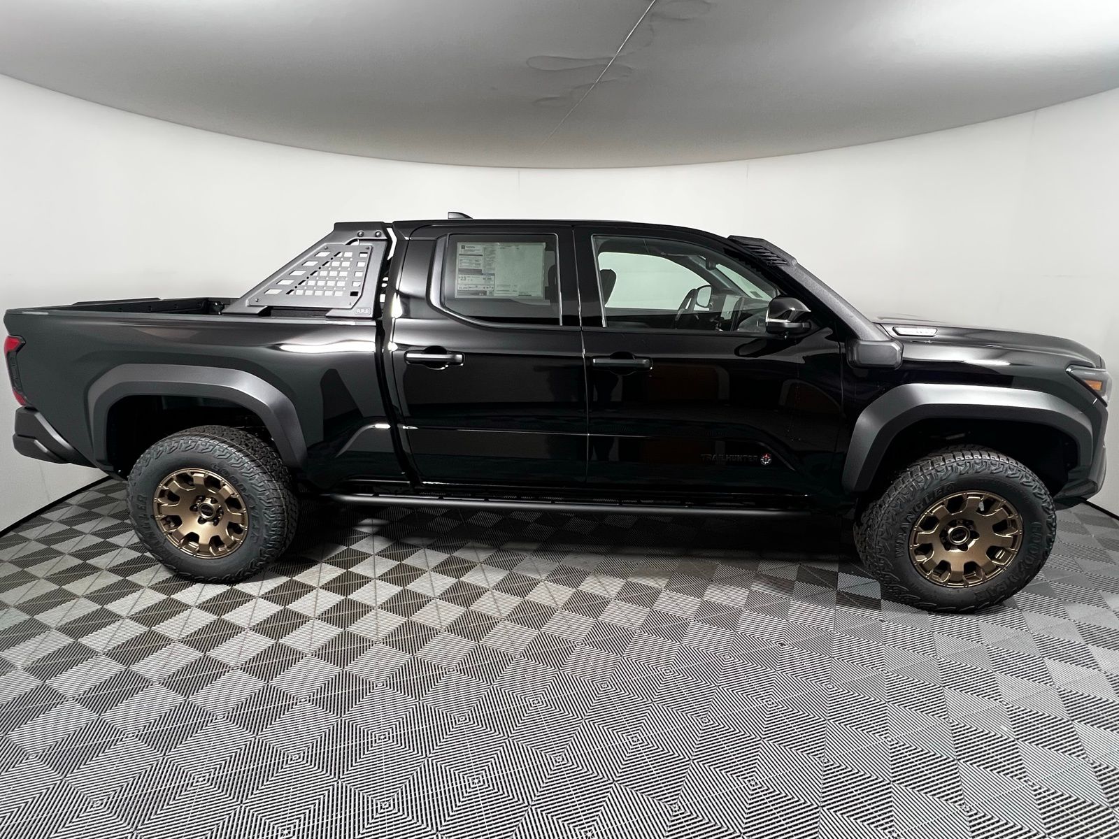 Thumbnail: 2025 Toyota Tacoma - 4