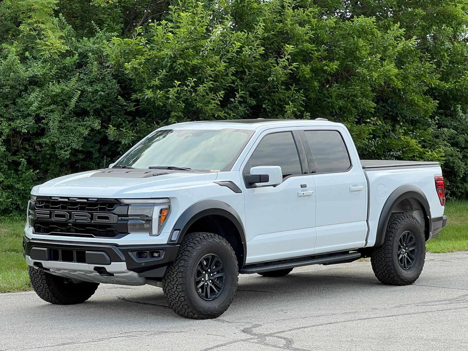 Oxford White 2025 Ford F-150 Pickup Truck Four-Wheel Drive Automatic