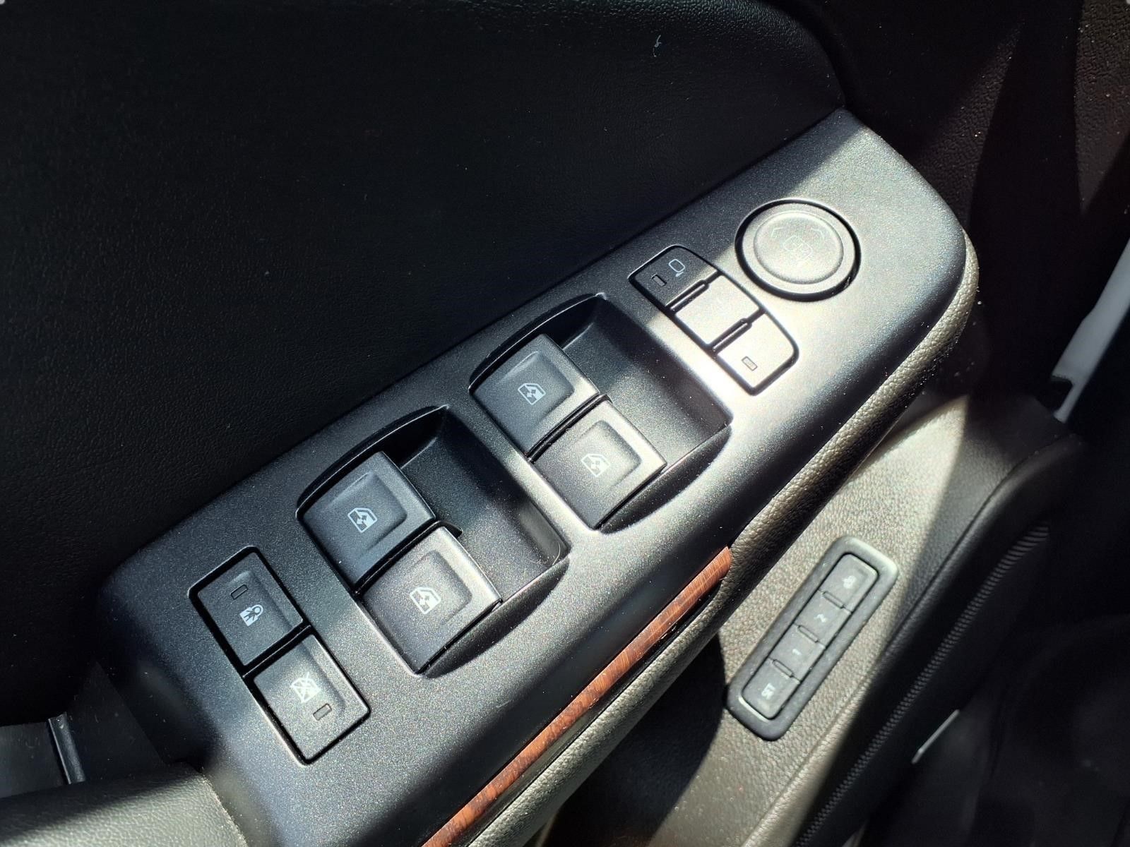 2020 GMC Yukon XL SLT White at Bayway Cadillac of The Woodlands