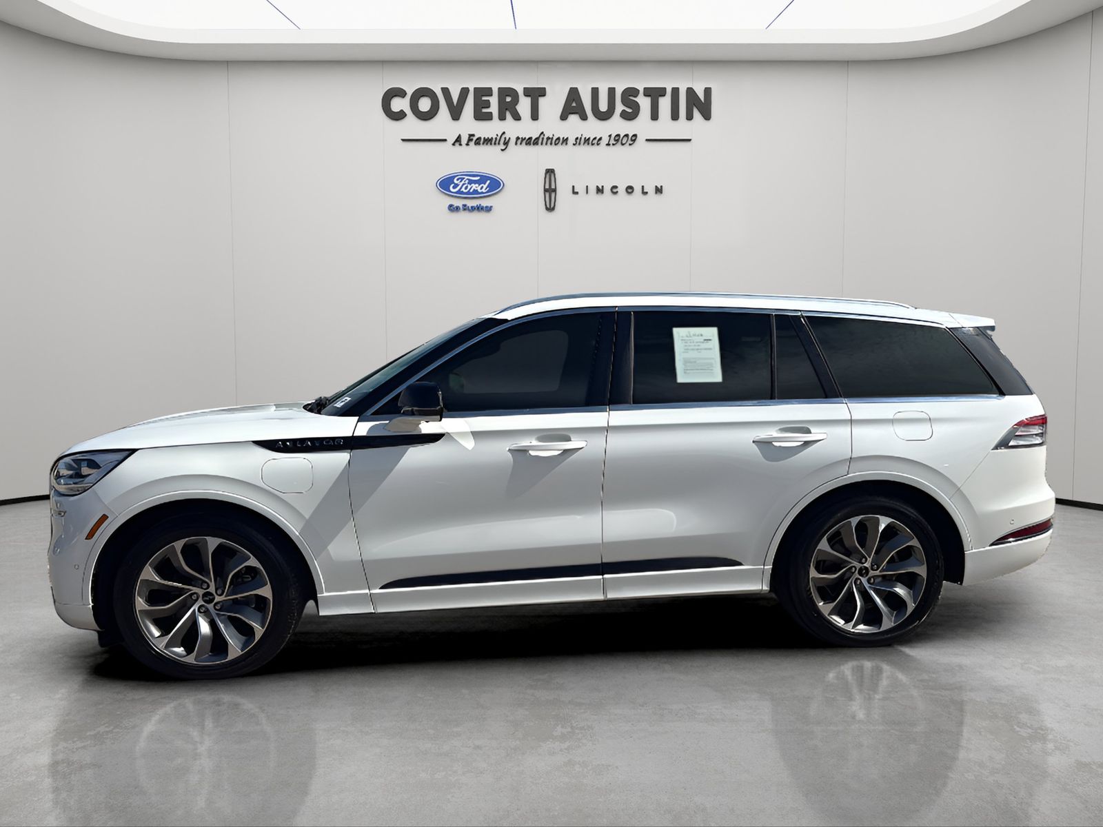 Used Car 2020 Lincoln Aviator  Grand Touring For Sale Under $35,000 In Austin, Texas