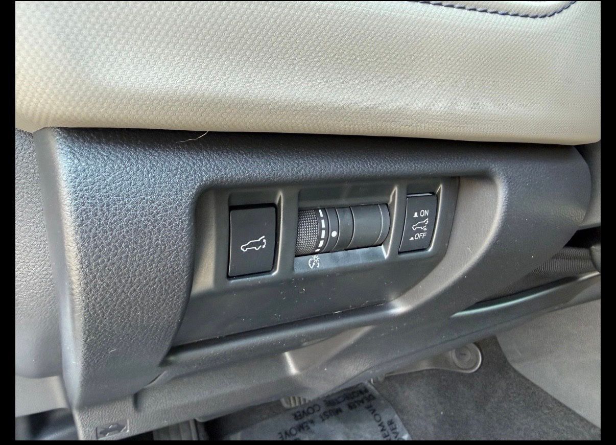 Used 2026 White Subaru Premium image 21