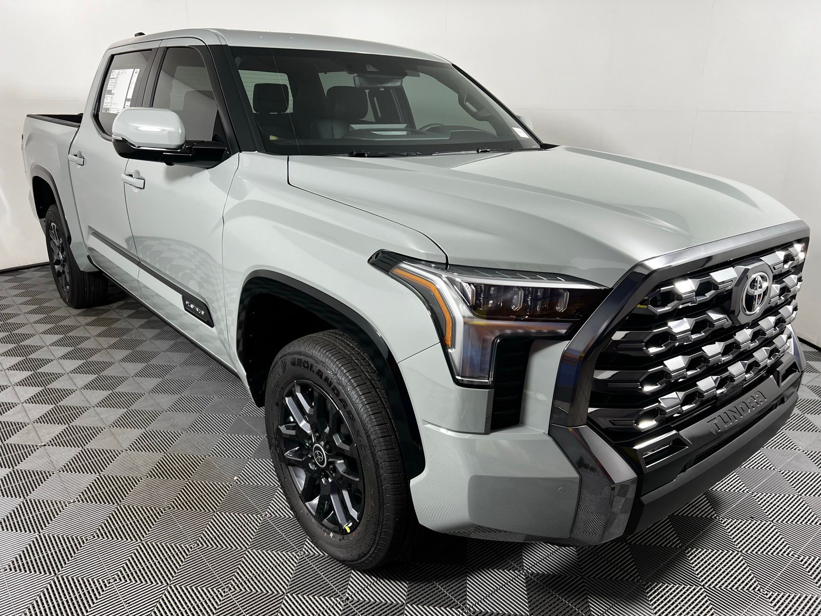 2025 Toyota Tundra Platinum 3
