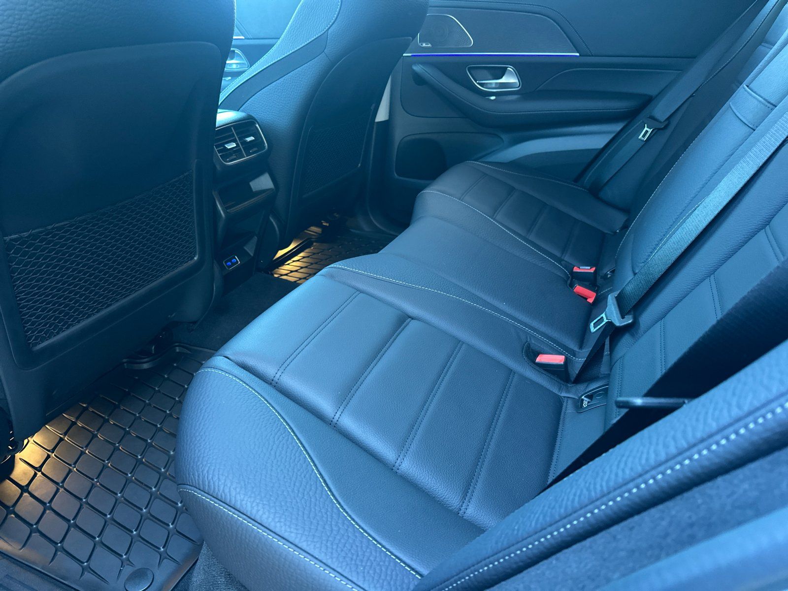 used 2026 Mercedes-Benz GLE car, priced at $75,498