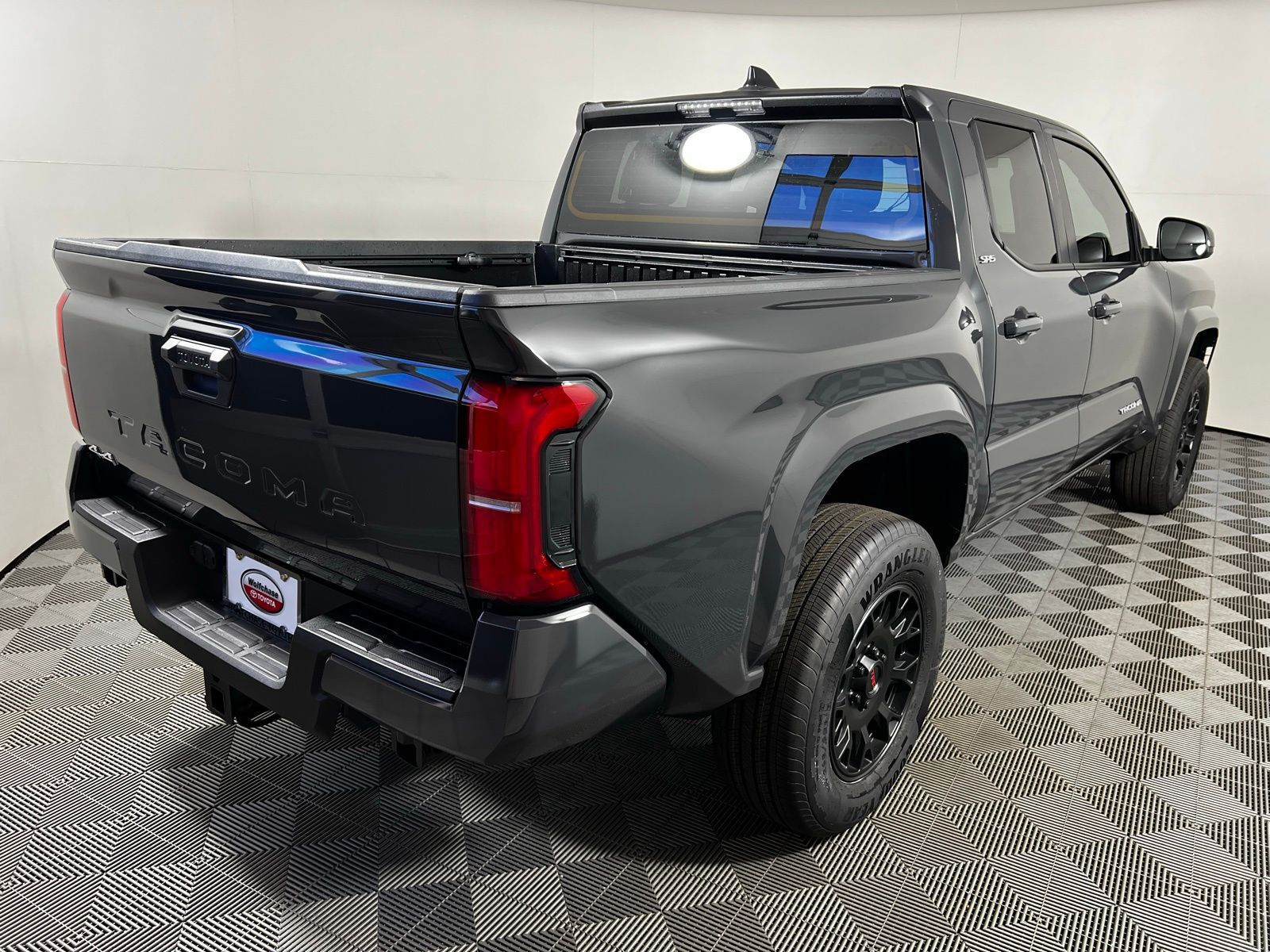 Thumbnail: 2025 Toyota Tacoma - 5