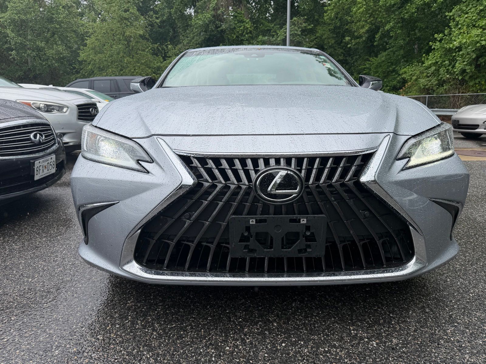 View vehicle photo 2