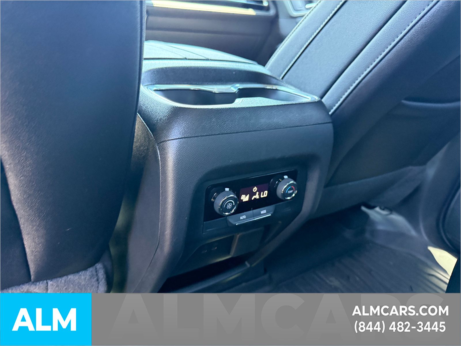 Used 2025 Summit White Chevrolet LT image 16
