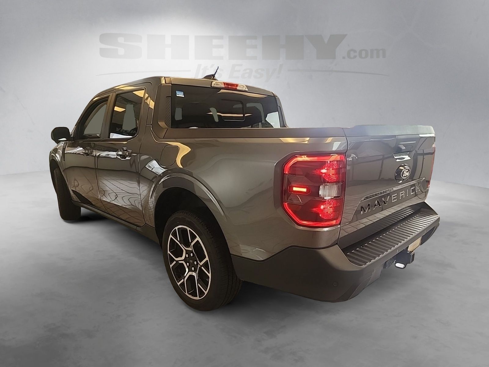 Certified Used 2026 Carbonized Gray Metallic Ford Lariat image 14