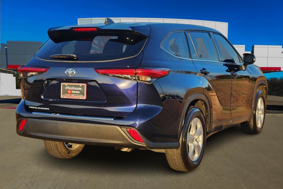 2022 Toyota Highlander L 3