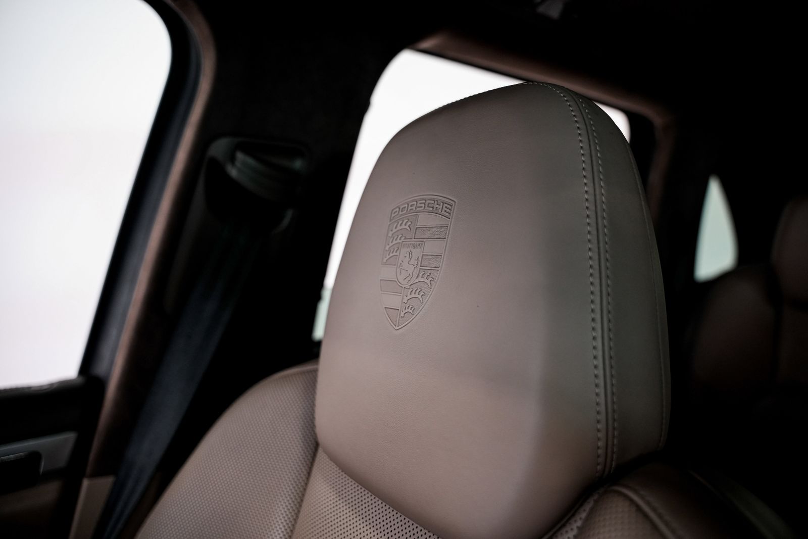 2013 Porsche Cayenne Turbo — photo 18