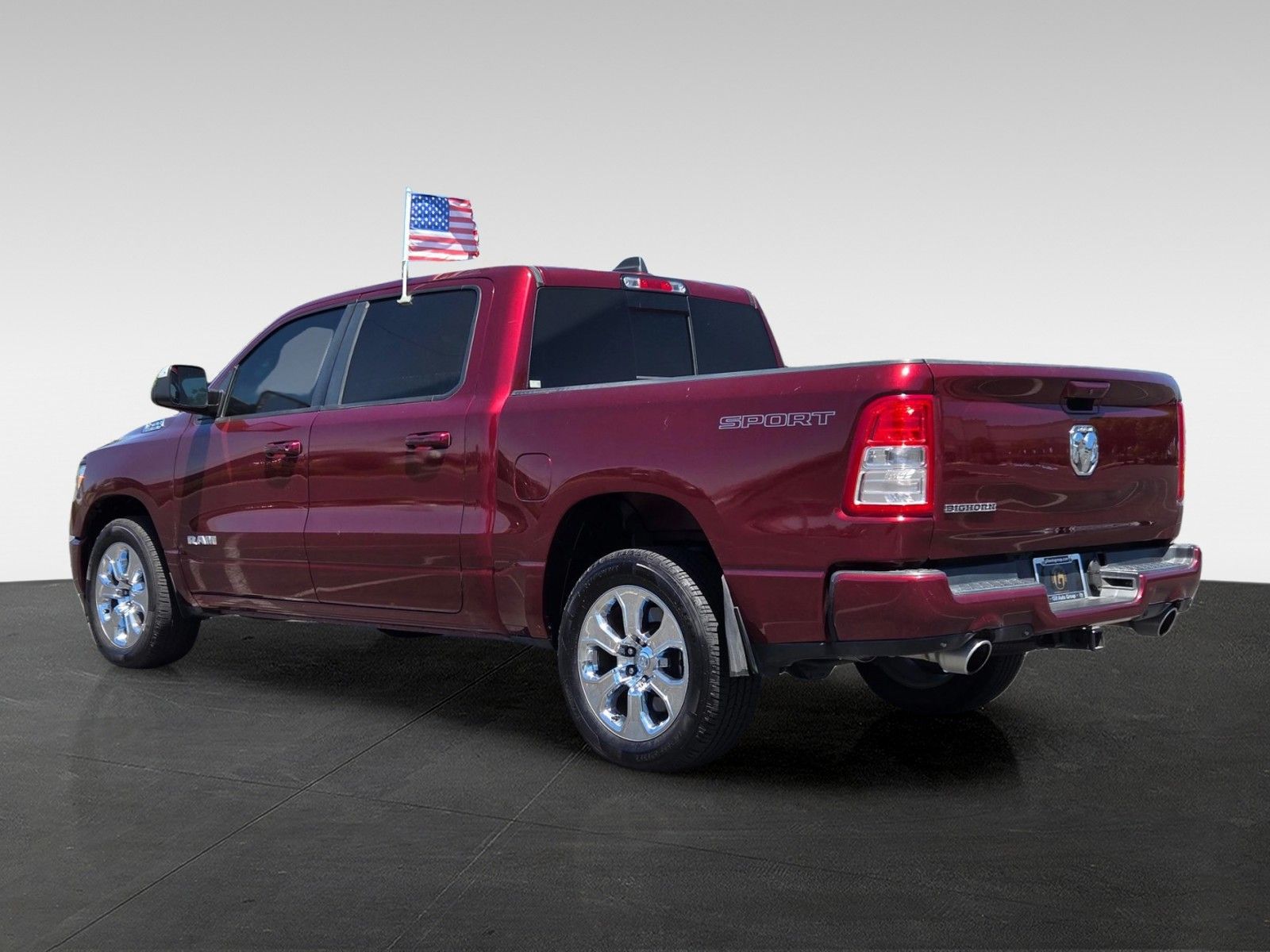 View vehicle photo 6