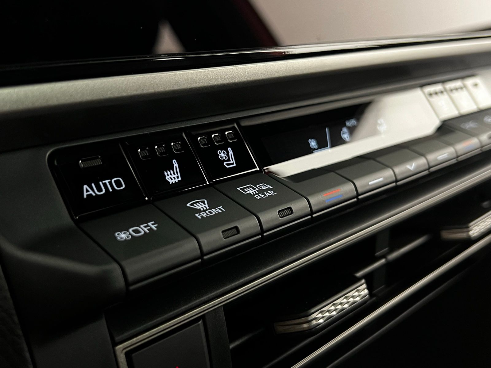 Thumbnail: 2026 Toyota Camry - 14