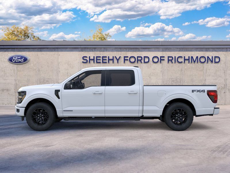 New 2026 Oxford White Ford XLT image 4