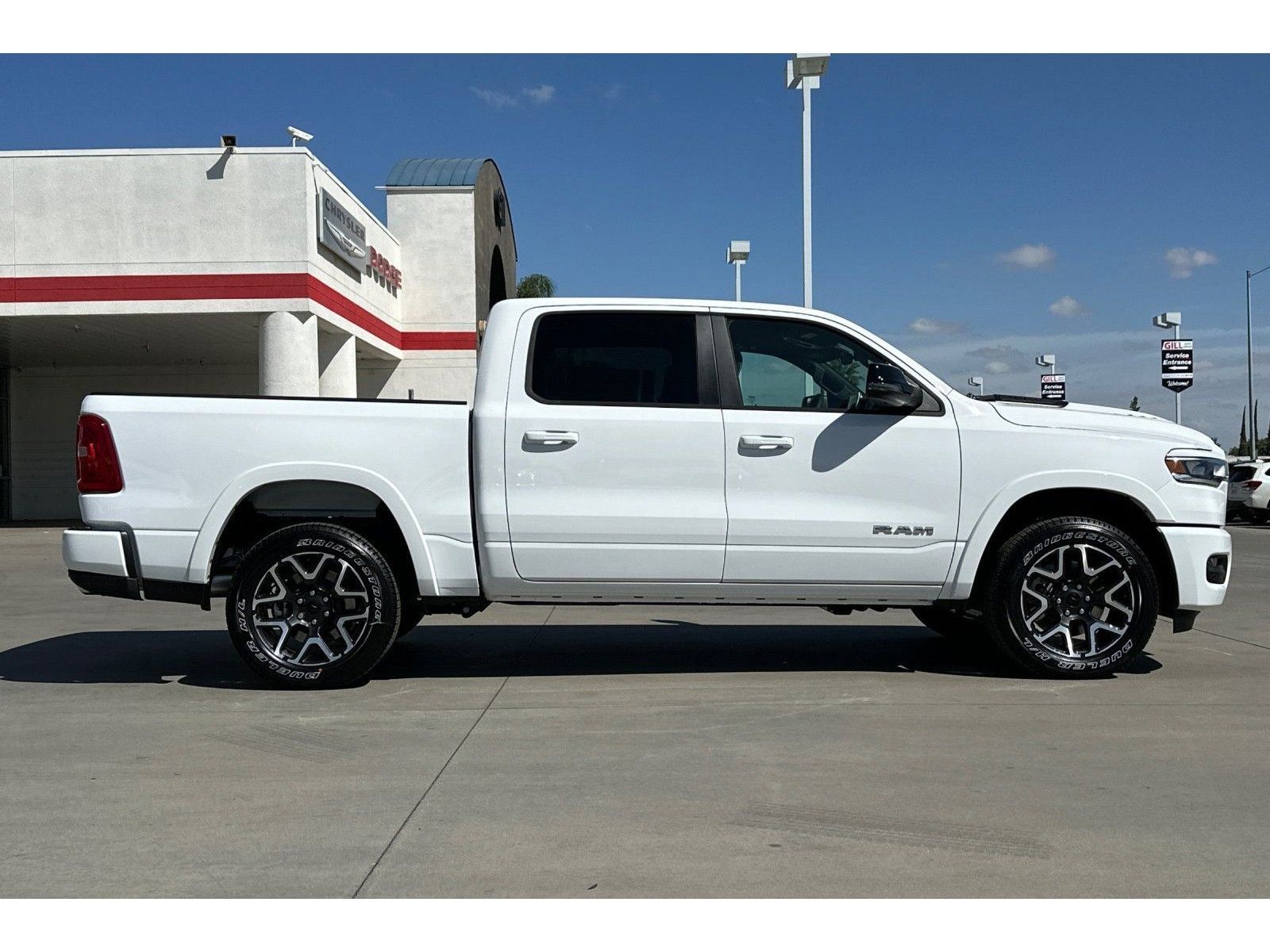 2026 RAM 1500 Laramie - Photo 9