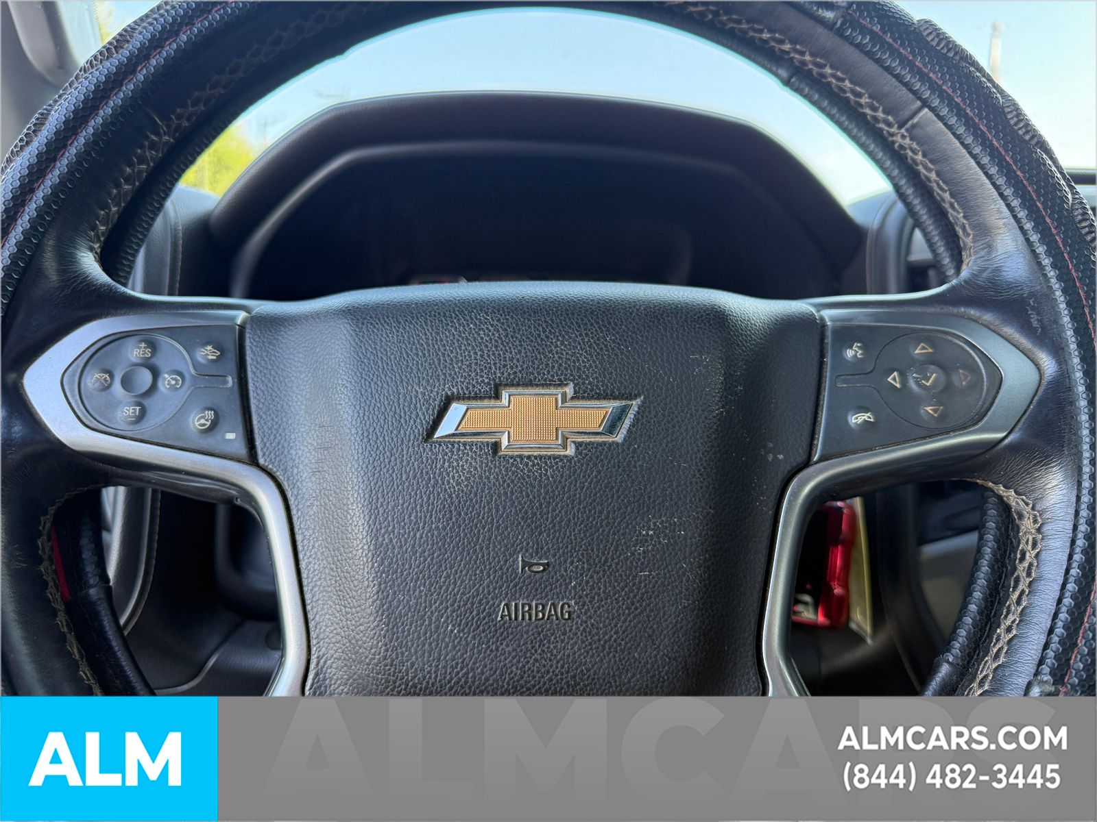 Used 2015 White Chevrolet LTZ image 23
