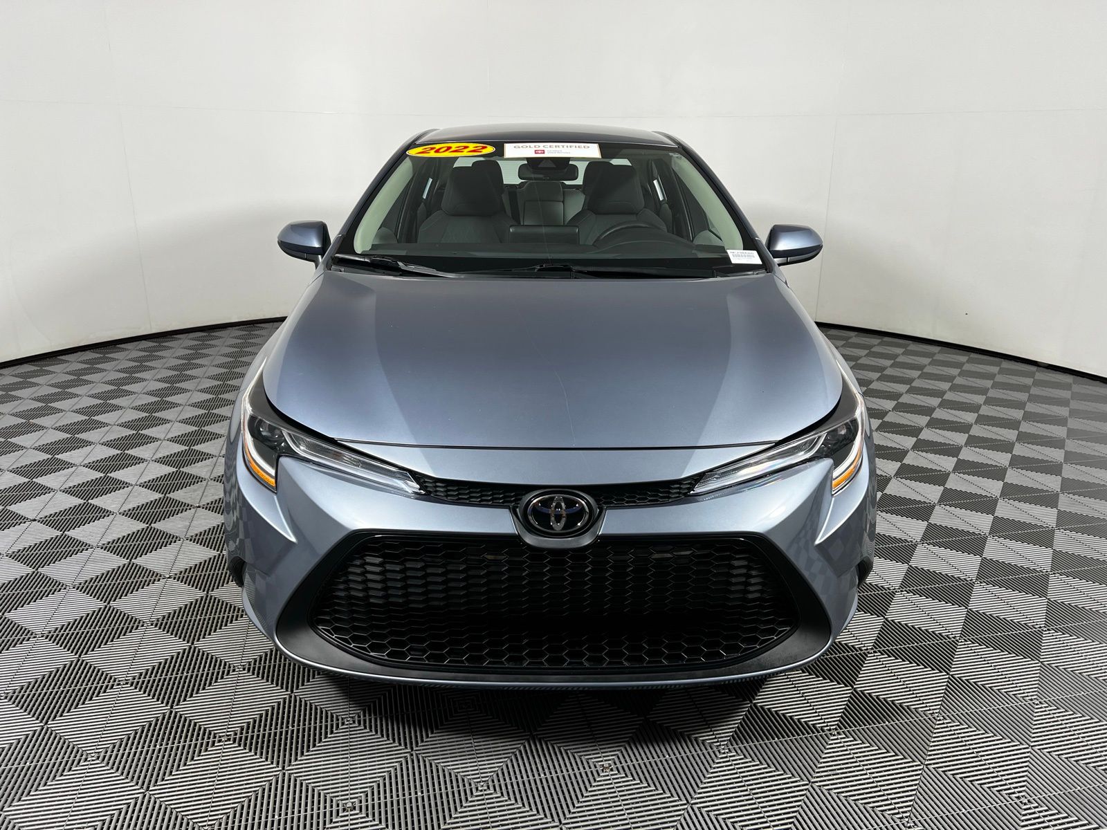 2022 Toyota Corolla LE 2