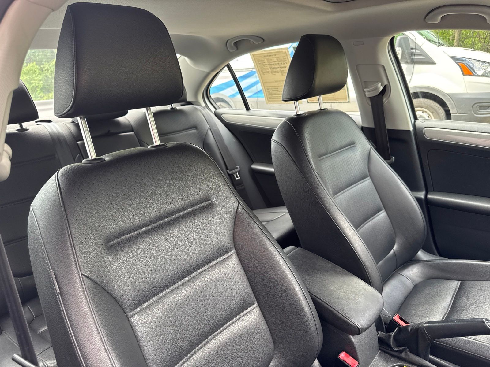 Used 2015 Reflex Silver Metallic Volkswagen 1.8T SE image 30