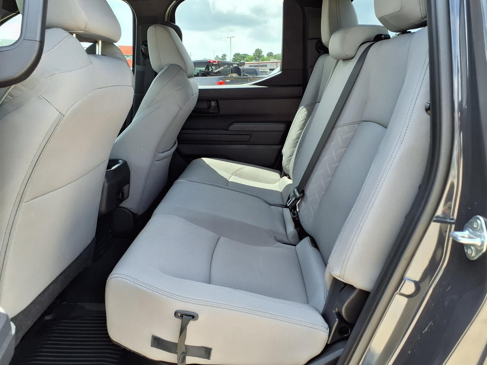 2024 Toyota Tacoma SR5 - 11