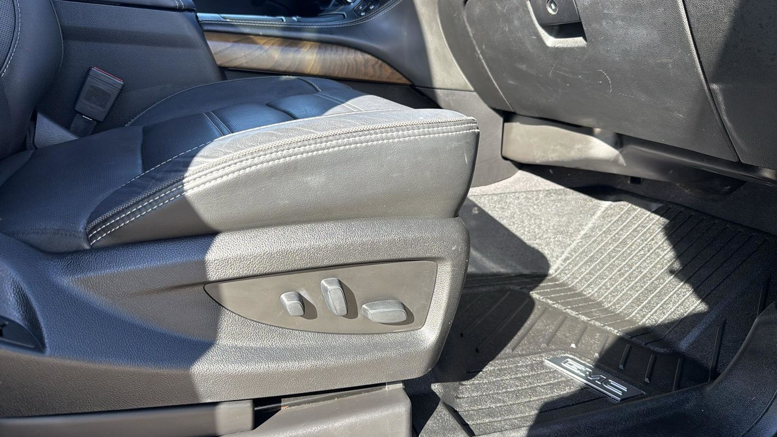 Used Car 2020 Gmc Yukon  Denali For Sale Under $40,000 In Austin, Texas