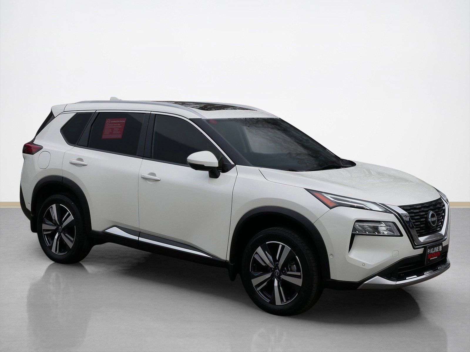 Pearl White Tricoat 2023 Nissan Rogue Platinum AWD SUV / Crossover All-Wheel Drive Continuously Variable Transmission