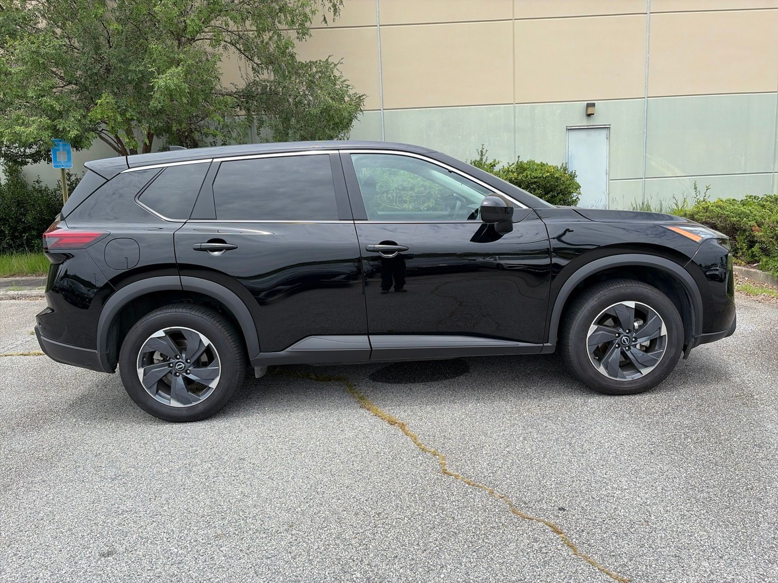 Used 2025 Black Nissan SV image 7