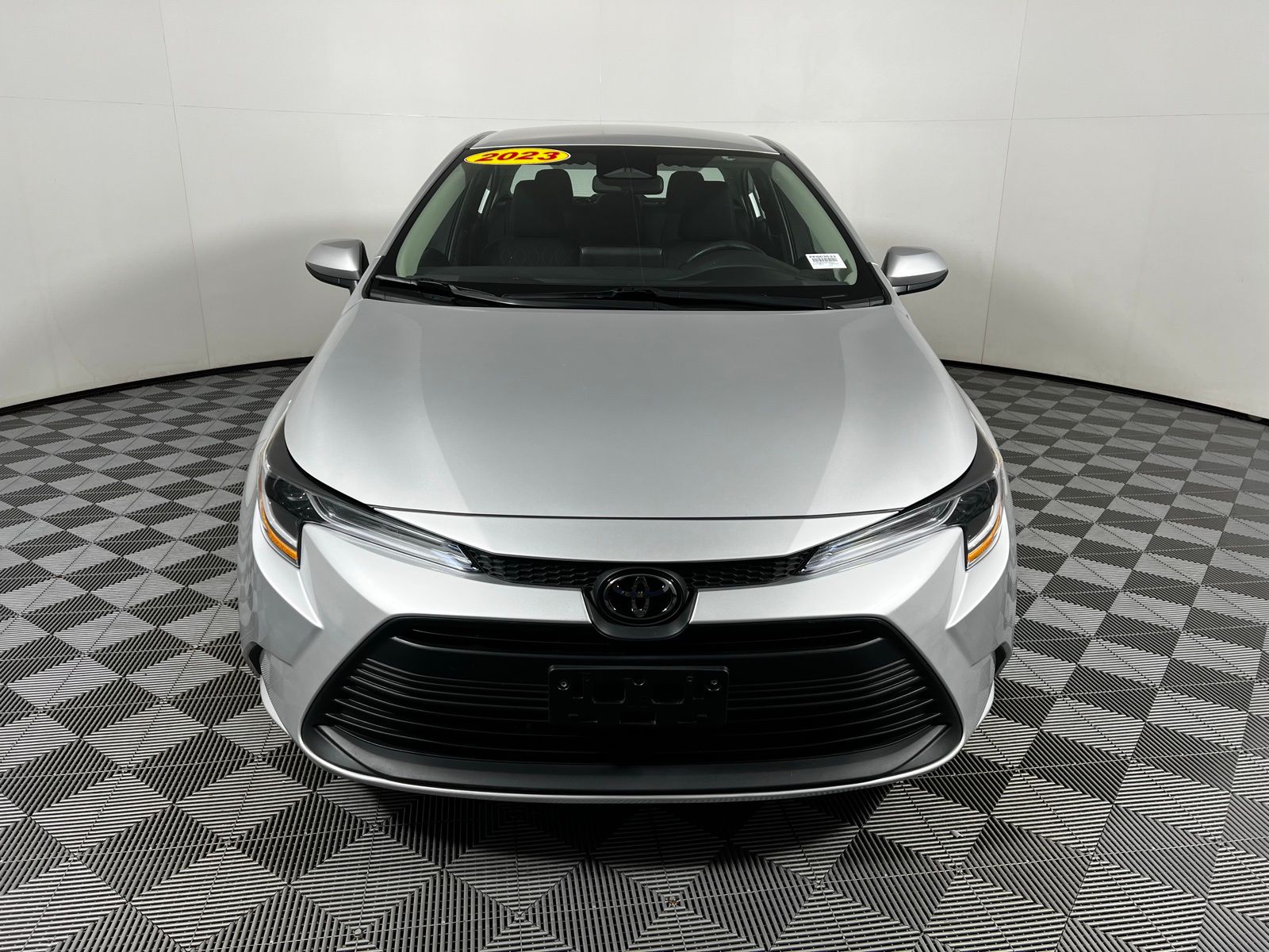 2023 Toyota Corolla LE 2