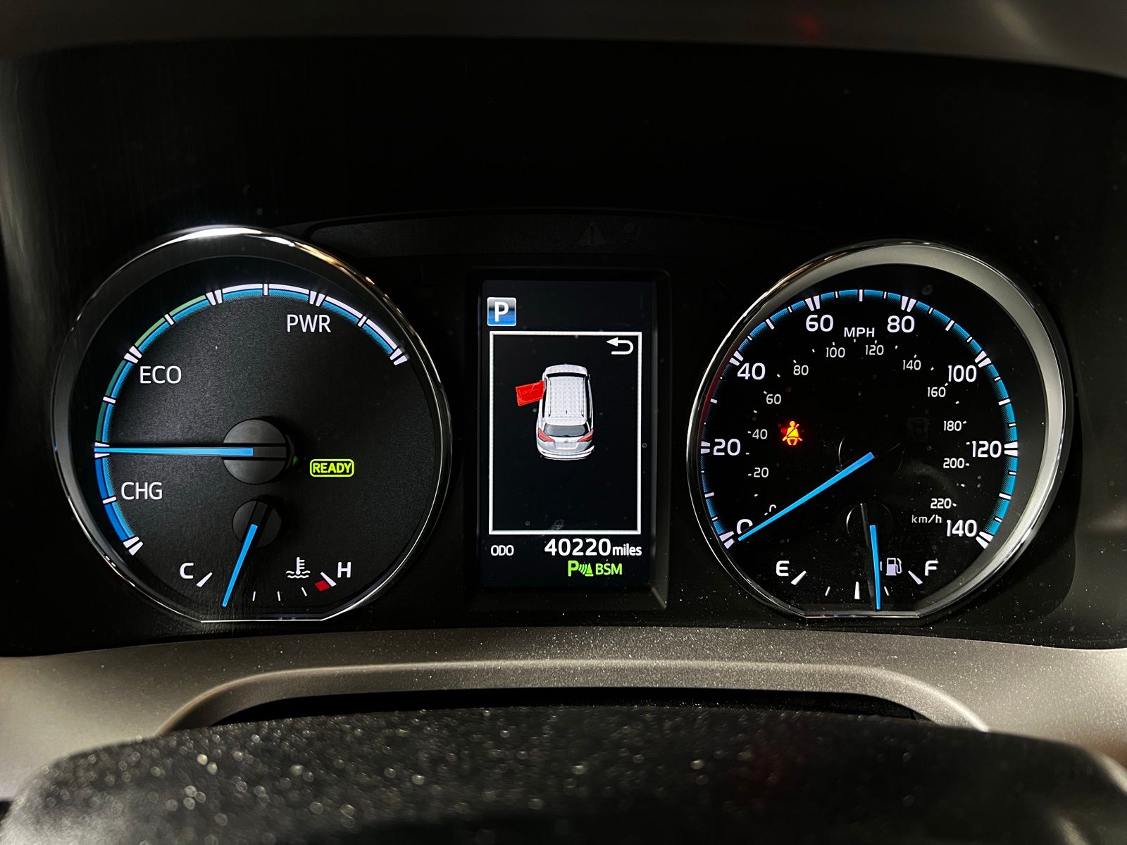 Thumbnail: 2018 Toyota RAV4 - 10